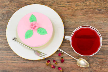 Raspberry Cheesecake Pistachio Nut on Sand-Based Studio Photoの写真素材