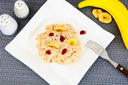 Oatmeal Cranberry and Banana Health Diet Food Studio Photoの写真素材