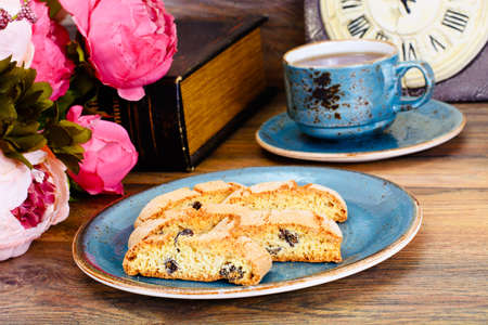 Kantuchchi with Almonds and Raisins, Biscotti Studio Photoの写真素材