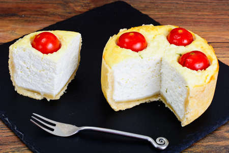 Kish with Ricotta, Cherry Tomatoes and Mint Studio Photoの写真素材