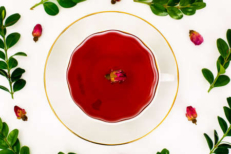 Red Rose Hibiscus Tea with Flowers Studio Photoの写真素材
