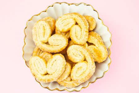 Sugar Puff Cookies on Plate. Studio Photoの写真素材