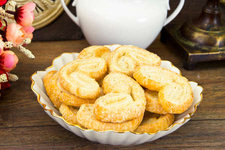 Sugar Puff Cookies on Plate. Studio Photoの写真素材
