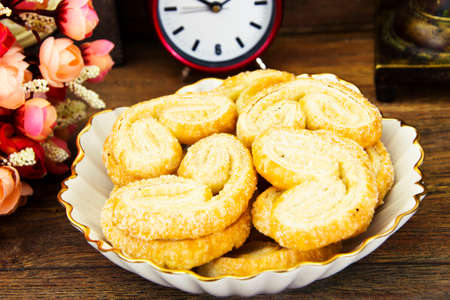 Sugar Puff Cookies on Plate. Studio Photoの写真素材