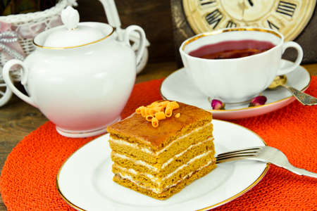 Cake with Condensed Milk, Nuts and Honey. Studio Photoの写真素材