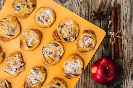 Cookies of puff pastry with apple jam and raisins. Studio Photoの写真素材