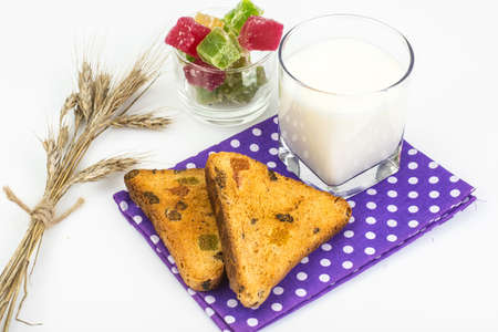 Dry biscuits with candied fruit and raisins