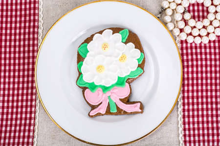 Holiday gift -imbirnye gingerbread with icingの写真素材