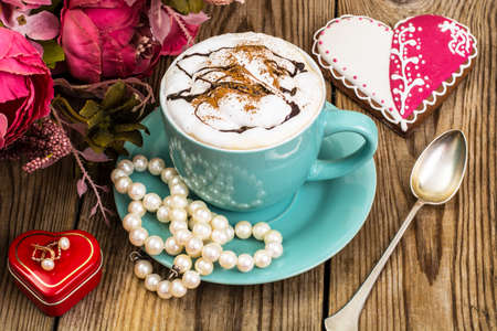 Pearl jewelry as a gift on Valentines Dayの写真素材