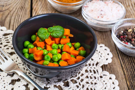 Mix boiled vegetables in a salad bowlの写真素材
