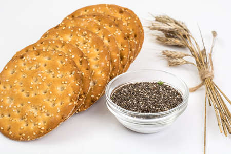 Dietary Menu: whole wheat bread and yogurt in a cup