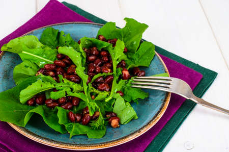 Vegetarian salad of red beans and arugula. Studio Photoの写真素材