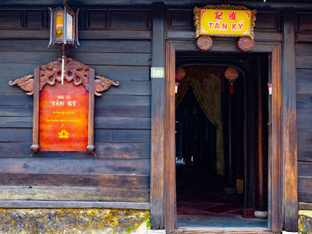 Entrance to old wooden House of Tan Ky in Hoi An . Vietnam, March 2017.のeditorial素材