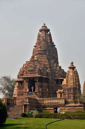 Lakshmana Temple, AD 930-950.City: Khajuraho, MPCountry: IndiaFebruary 01, 2013.Visitors from abroad to see UNESCO heritage templesのeditorial素材