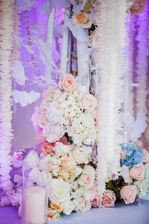 Fresh flowers in a wedding decoration. Backgroundの写真素材