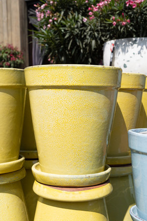 Color Flower Pots, Flowerpot Pattern, New Ceramic Pottery, Various Clay Handicraft, Garden Vase Design, Handmade Decorative Flower Pots Sellの写真素材