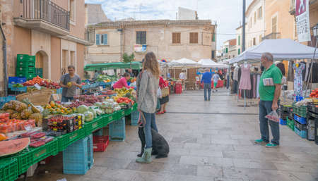 Market in Santanyi, Majorca, Balearic islands, Spain in October.のeditorial素材