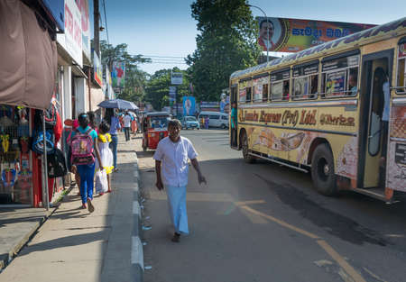 TANGALLE, SOUTHERN PROVINCE, SRI LANKA - DECEMBER 15, 2014: Street view in Tangalle on December 15 2014 in Tangalle, Southern Province, Sri Lanka, Asia.のeditorial素材