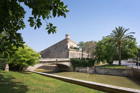PALMA, MALLORCA, SPAIN - AUGUST 29, 2016: Es Baluard modern art museum and city streets on a sunny summer day on August 29, 2016 in Palma, Mallorca, Spain.のeditorial素材