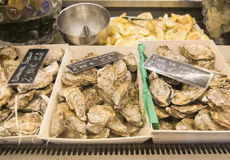 PALMA DE MALLORCA, BALEARIC ISLANDS, SPAIN - SEPTEMBER 22, 2016: Interior food court Oyster Bar in Escorxador and Sant Juan Market on September 22, 2016 in Palma de Mallorca, Balearic islands, Spain.のeditorial素材