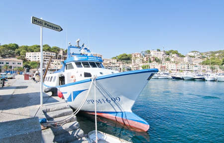 PUERTO SOLLER, MALLORCA, SPAIN - OCTOBER 2, 2016: Boats in the marina on a sunny day on October 2, 2016 in Puerto Soller, Mallorca, Spain.のeditorial素材