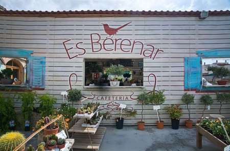 MALLORCA, BALEARIC ISLANDS, SPAIN - JULY 26, 2017: Cafe and garden at Edeen plant nursery on a sunny day on July 26, 2017 in Mallorca, Balearic islands, Spain.のeditorial素材