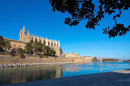 La Seu cathedral Palma landmark on a sunny day on April 9, 2018 in Palma de Mallorca, Spain.の写真素材