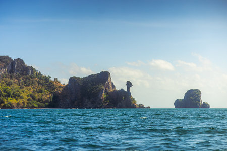 Famous Chicken Island Rock Formation in Krabi, Thailand, Ocean Horizon