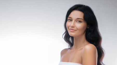 Elegant Young Woman With Clear Skin And Natural Beautyの写真素材