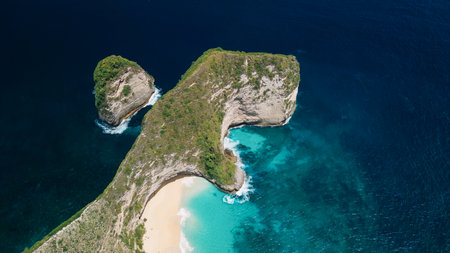 Drone View Of Kelingking Beach, Bali: Iconic T-Rex Headland Cove Aerialの写真素材