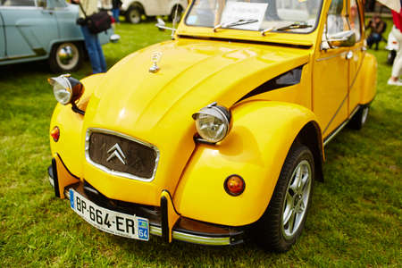 VATRA, MOLDOVA - MAY 1: Exhibition of retro cars on May 1, 2015 in Vatra, Moldova. Retro-May Festival, an exhibition of vintage cars and motorcyclesのeditorial素材