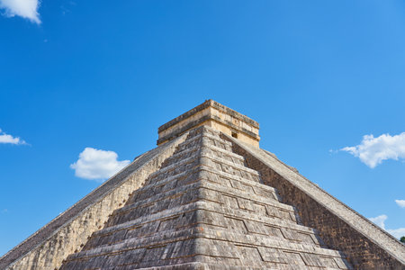Temple of Kukulkan, pyramid in Chichen Itza, Yucatan, Mexicoの写真素材