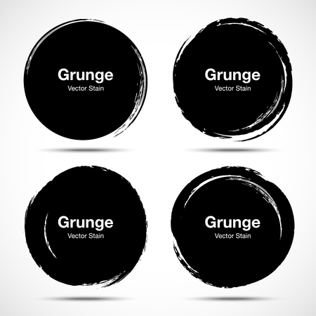 Hand drawn circle brush sketch set. Vector circular grunge doodle round circles for message note mark design element. Brush smear stain texture. Banners, Icons, Labels and Badges. Vectorの写真素材