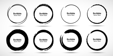 Hand drawn circle brush sketch set. Grunge doodle scribble round circles for message note mark design element. Brush circular smears. Banners, Insignias , Logos, Icons, Labels and Badges. Vectorのイラスト素材
