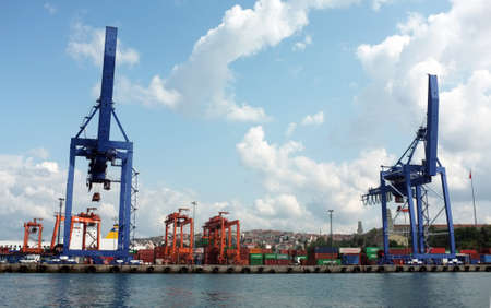 The Port of Haydarpaa, also known as the Port of Haidar Pasha with cranes and containers in Istanbul, Turkeyのeditorial素材