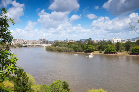 Brisbane, Australia - 26th September, 2014: View from Kangaroo point in Brisbane where tourists visit to see the city and families bbq.のeditorial素材