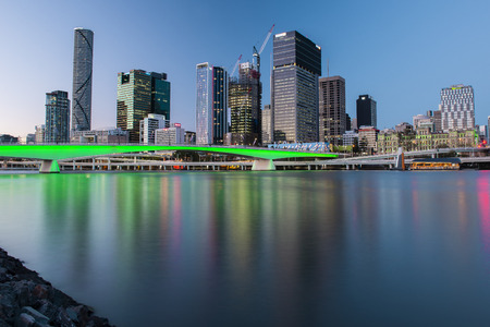 BRISBANE, QUEENSLAND, AUSTRALIA - AUGUST 19th 2018: View of Victoria bridge and river in Brisbane city, Queensland at dusk on Sunday 19th August 2018.のeditorial素材