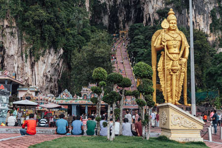 Batu Caves statue and entrance near Kuala Lumpur, Malaysiaのeditorial素材