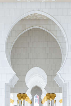 Marble arch inside Sheikh Zayed Grand Mosque in the morning at Abu Dhabi, UAE.のeditorial素材