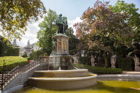 Brussels, Belgium- 9 August, 2014 : Statue of Egmont and Hoorne on Petit SablonSquare in Brussels, Belgiumのeditorial素材