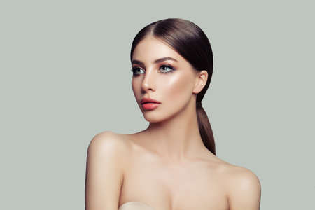 Young Woman with Fresh Skin, Healthy Hair and Natural Make up. Facial Treatment, Cosmetology, Beauty, Skin Care and Spaの写真素材