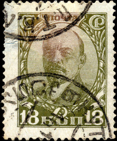 USSR -CIRCA 1927: A Stamp printed in the USSR shows V.I. Lenin, circa 1927のeditorial素材