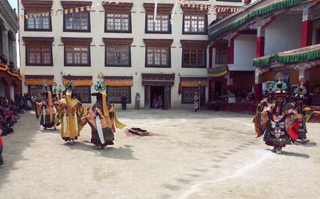 LAMAYURU, INDIA - JUNE 22, 2017: Unidentified buddhist lamas dressed in mystical mask dancing Tsam mystery dance in time of Yuru Kabgyat Buddhist festival at Lamayuru Gompa, Ladakh, North Indiaのeditorial素材