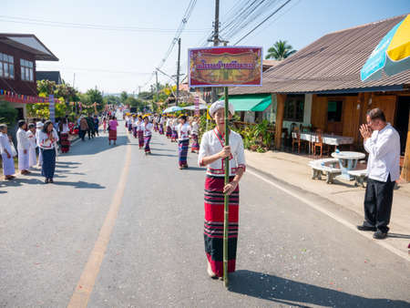 NAN/Thailand - DECEMBER 31,2019: Parade festival dance and joke comedy of Wat DON-KEAO Temple.Tradition in Kathin ceremony day of Buddhism.Editorialのeditorial素材