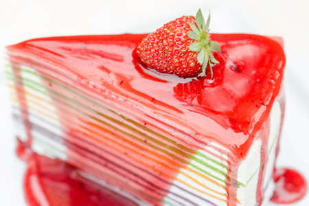Cheesecake with fresh strawberriesの写真素材