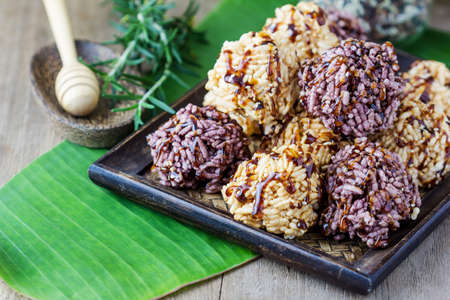 Rice cracker or puffed rice with sugar, thai dessert.の写真素材