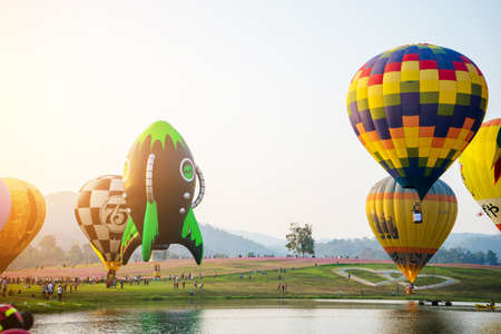 CHIANG RAI, THAILAND - FEBRUARY 14, 2018: SINGHA INTERNATIONAL BALLOON FIESTA 2018. The colorful of hot air balloon festival at the Singh Park in Chiang Raiのeditorial素材