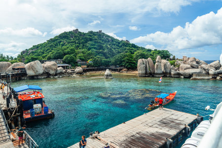 Summer Island Tourist Pier and Diving Site, Koh Nang Yuan Pier, Thailandの写真素材