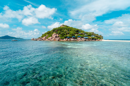 Island with beach and clear sea water in summer, Summer sea tourismの写真素材