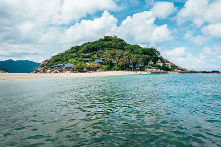 Tropical sea and islands, crystal clear water and beaches on Koh Nang Yuanの写真素材